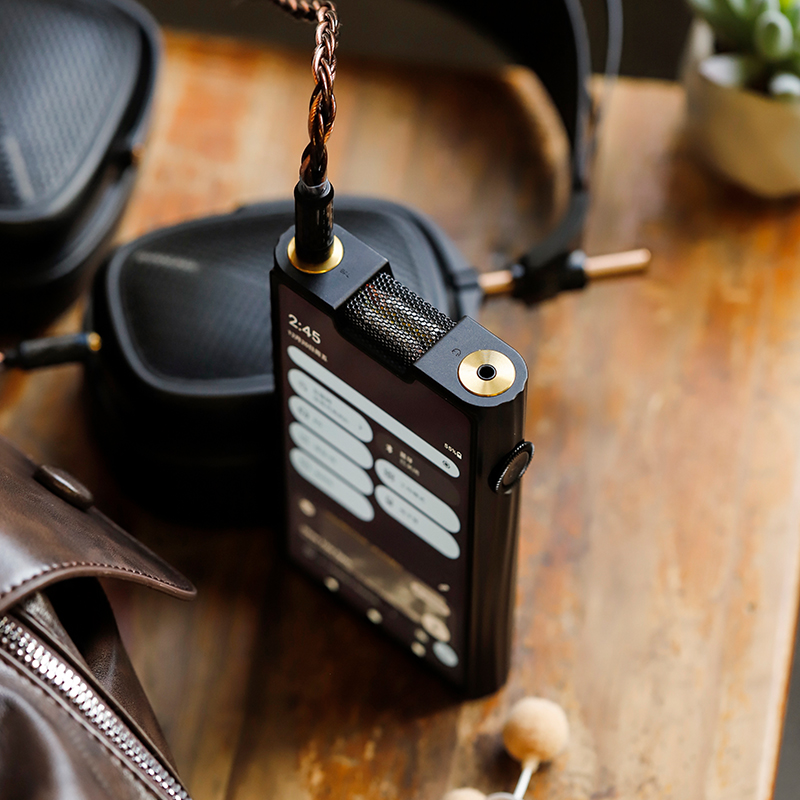 مشغل موسيقى محمول SHANLING M8T - مراجعة Audio Player With Youtube Music وسعره